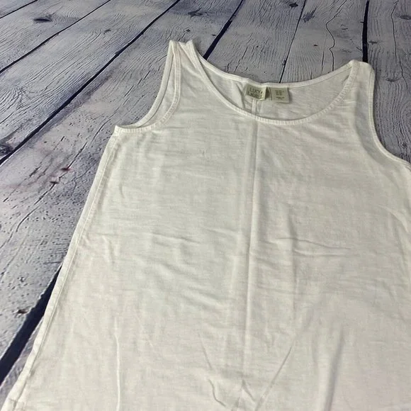 Lucy & Laurel Women Relaxed Tank Top Classic White - Picture 3 of 9